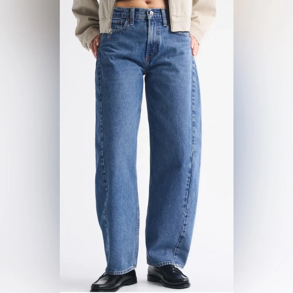 Abercrombie & Fitch Ultra Barrel Blue Denim Jeans - Picture 1 of 6